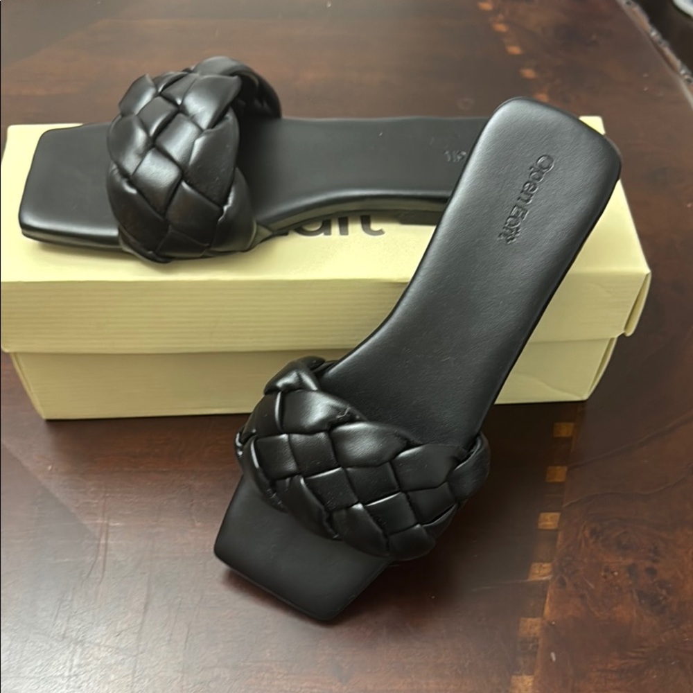 Open Edit Black Woven Slide Sandals never worn